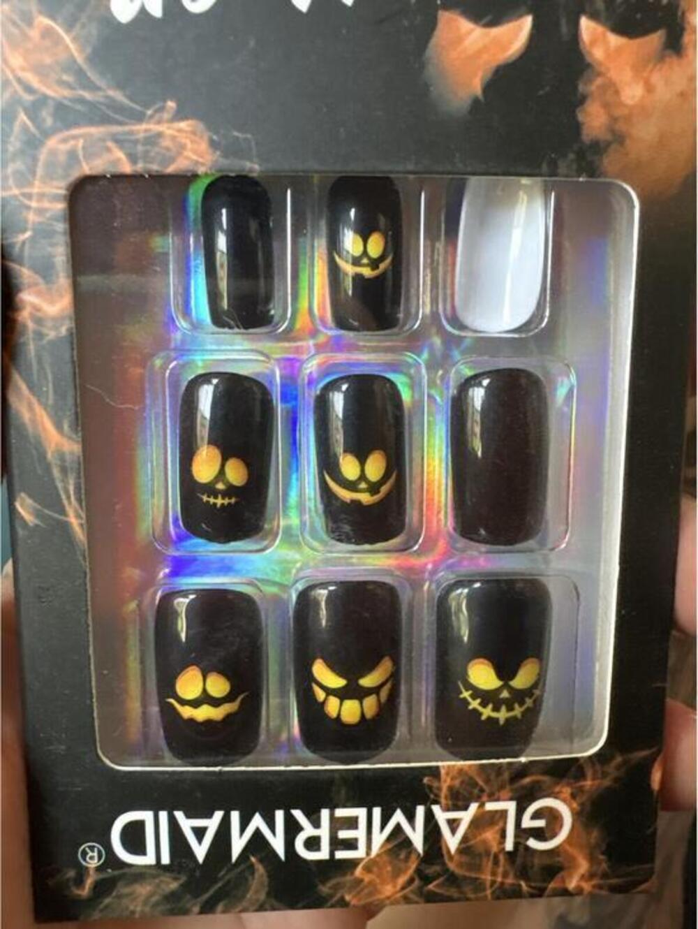 Glamermaid Press-on Nails! Halloween spooky Jack-o’-lantern style